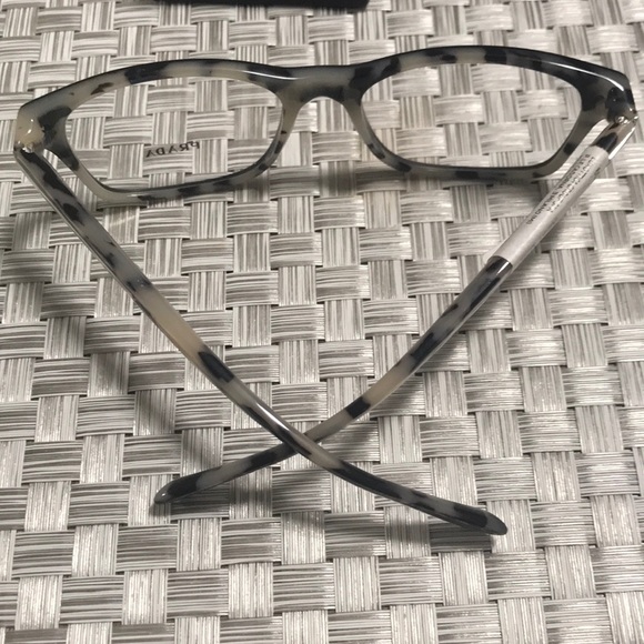 Authentic Prada men Frame - Picture 5 of 8